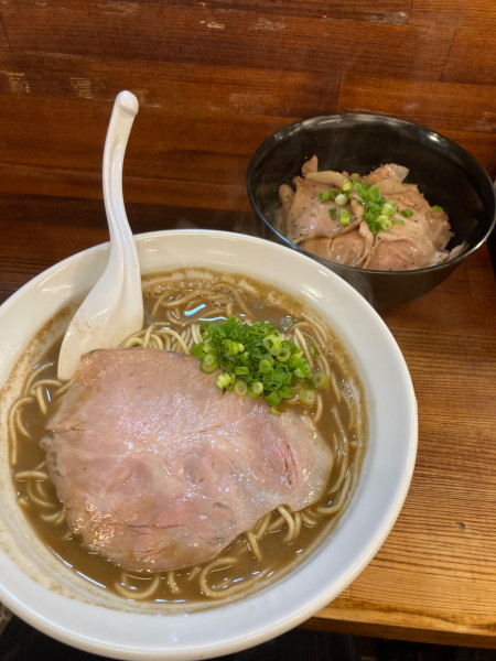 「甘海老そば¥1,100、炙りチャーシュー丼¥350」@金麺と金蕎麦の写真