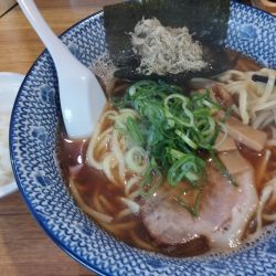 煮干醤油(太麺)(980)