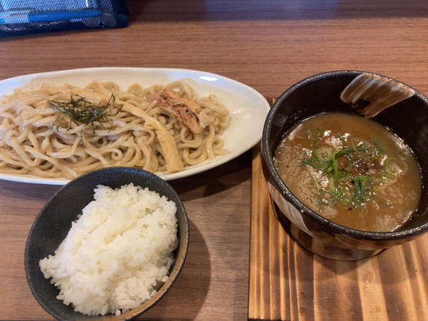 「濃厚つけそばストロング　990円」@まぜ郎 ぎんや 中川店の写真