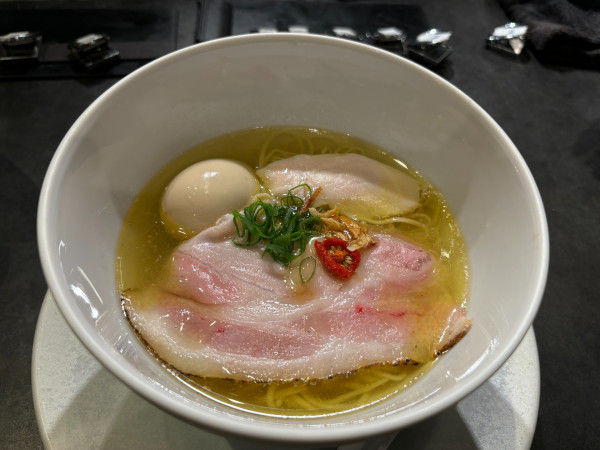 「味玉塩ラーメン」@Ramen 翡翠の写真