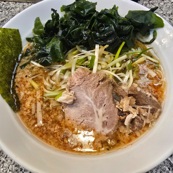 「ネギ七味お酢ラーメン ネギマシ ワカメマシ」@麺屋 有希の写真