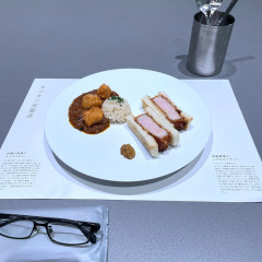 1/2 (Nibun no Ichi)の画像