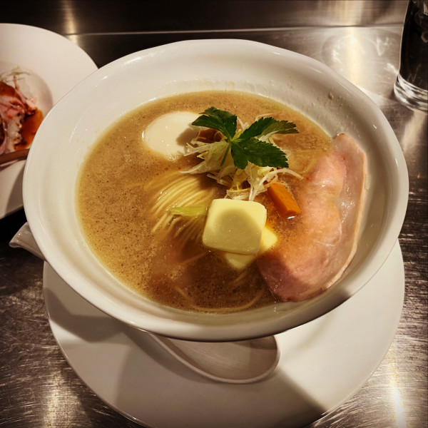 「限定 牡蠣塩バターラーメン肉丼セット」@成城青果の写真