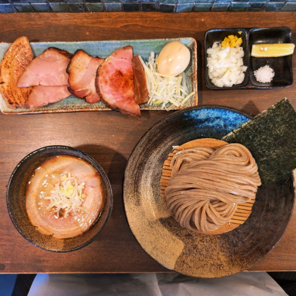 「汁並つけ麺 並・特製トッピング」@麺屋みつば＋クローバーの写真