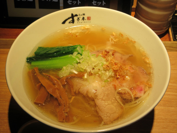 「塩らぁ麺（1,200円）」@らぁ麺すぎ本 丸の内店の写真
