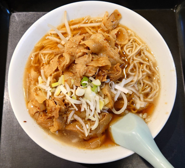 「ニクシチそば（1,150円）+半チャーハン（500円）」@食事処 志野の写真