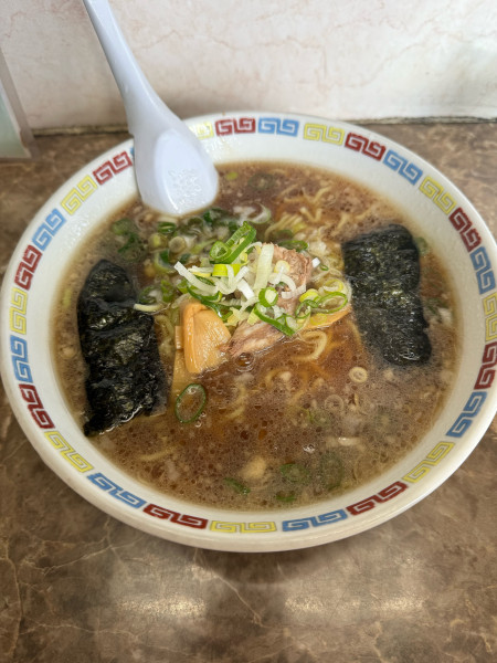 「とんこつラーメン（中盛）」@げんこつ屋の写真