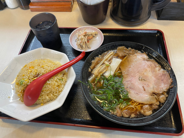 「チャーハン定食」@東珍康の写真
