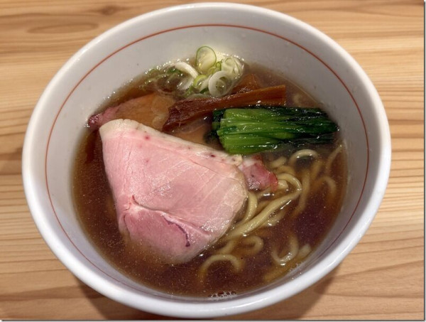 中華そば（1100円）＋担々麺（1200円）