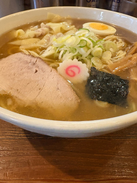 「ワンタンメン中盛」@東池袋大勝軒 本店の写真