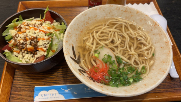 「沖縄そば(小)+タコライス(小) 1100円」@どんぶりの店 志貴の写真