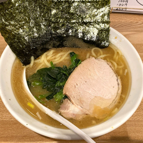 「ラーメン 850円」@家系らーめん やなぎやの写真