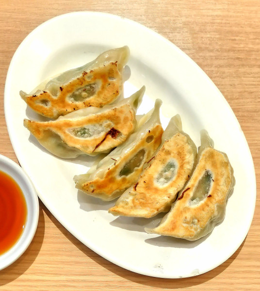 「焼き餃子 200円(セット価格)」@福泰厨房 NARUPARKの写真