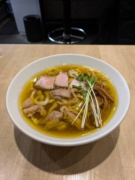 「親鶏中華そば（中太）」@手打 親鶏中華そば 綾川の写真