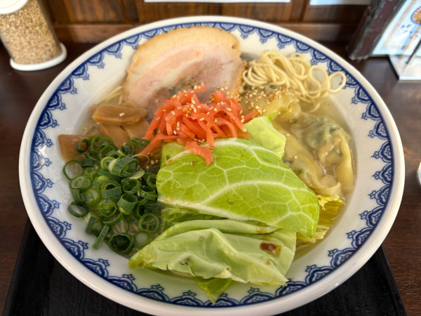 「【期間限定】塩とんこつわんたんめん930円」@麺屋 ゆうきの写真