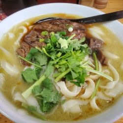 青花椒牛肉麺