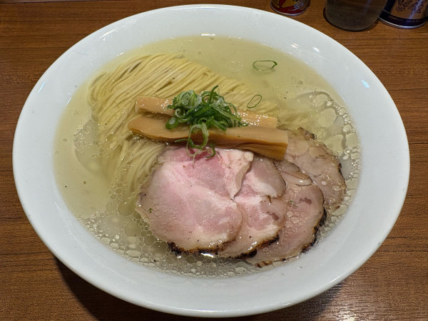 「名古屋コーチンの炙り中華そば塩」@寿製麺よしかわ 川越店の写真