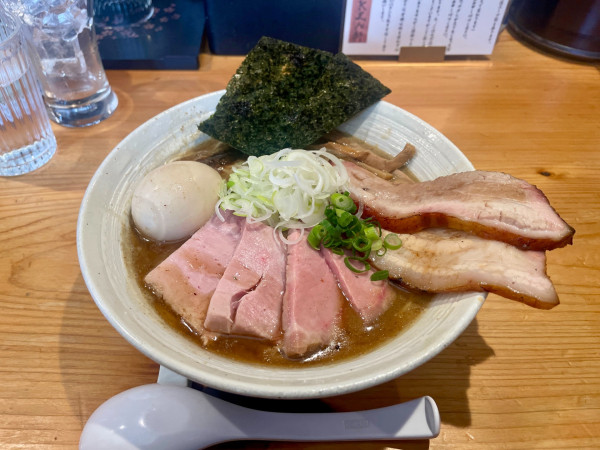 「特製濃厚豚骨魚介らぁ麺（細麺変更）＋ 辛味」@KEN軒の写真