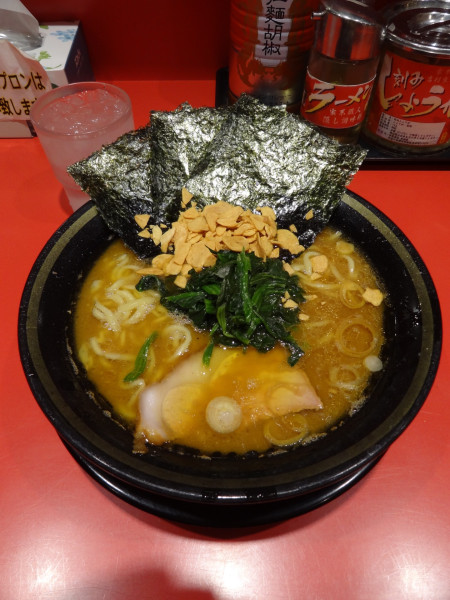 「ラーメン並900円硬濃」@環2家 蒲田店の写真