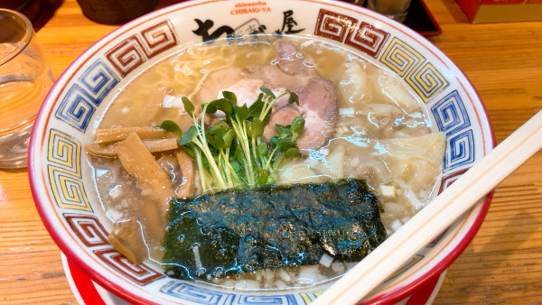 「ワンタンそば塩」@ちばき屋 仙台店の写真