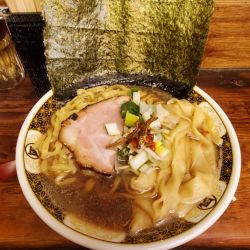 すごい煮干ラーメン(大盛)海苔トッピング