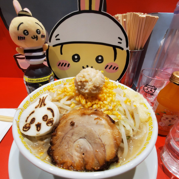 「ラーメン豚大 1,980円(税込)」@ちいかわラーメン 豚 渋谷パルコの写真
