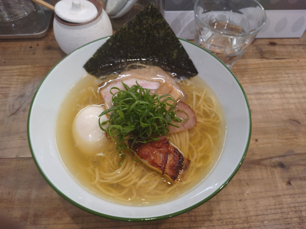 「味玉塩そば¥1070-」@3931WORKS.の写真