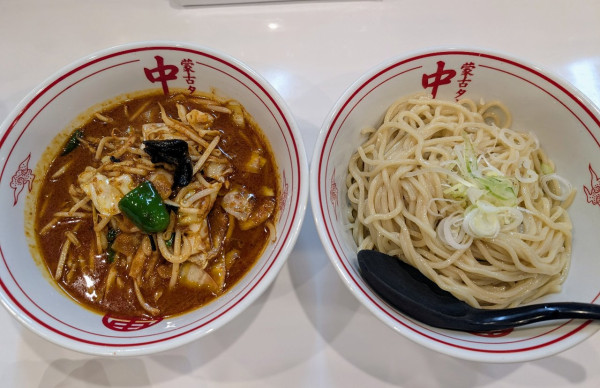 「冷やし味噌やさい1170円(辛さ10)」@蒙古タンメン 中本 柏店の写真