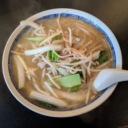湯麺：1,000円