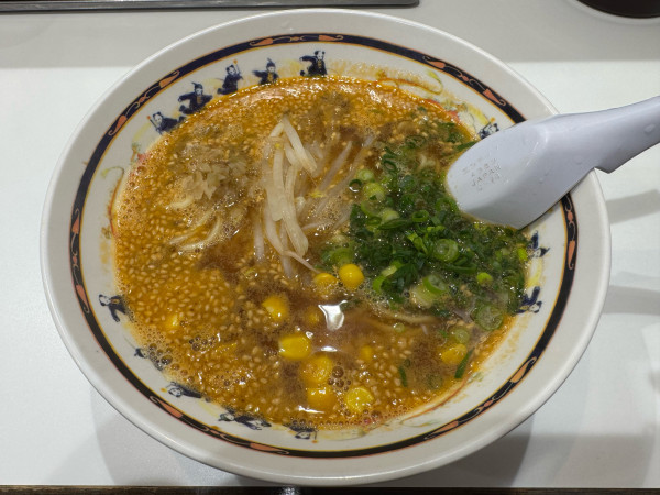 「ゴマみそ担々麺　480円」@御座候 FESTA店の写真