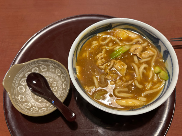 「カレーうどん（並盛）1,098」@いっちょう 上里店の写真