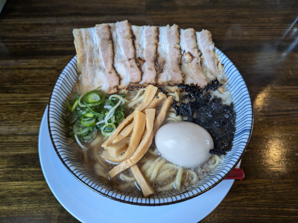 「得ごわ麺（大盛り）1300円」@ごわ麺 一ノ里の写真