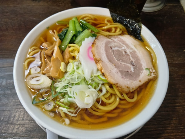 「醤油らーめん大㉙」@めん屋桔梗の写真