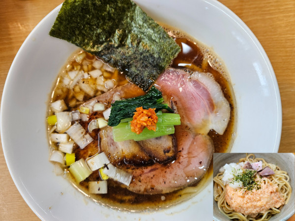 「煮干し中華そば+鮭とあおさの和え玉」@麺ノ小池の写真