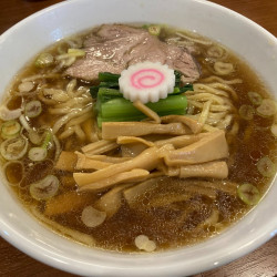 らーめん(850円)