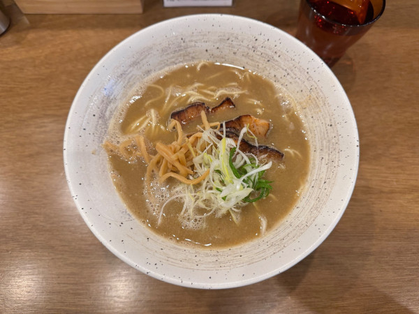 「濃厚豚骨 1100円」@麺屋 栩羚廚 中目黒店の写真