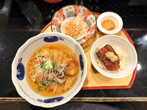 「【限定】和麺2025 蟹の中華そばセット」@トーキョーニューミクスチャーヌードル 八咫烏 CHIKARABOの写真