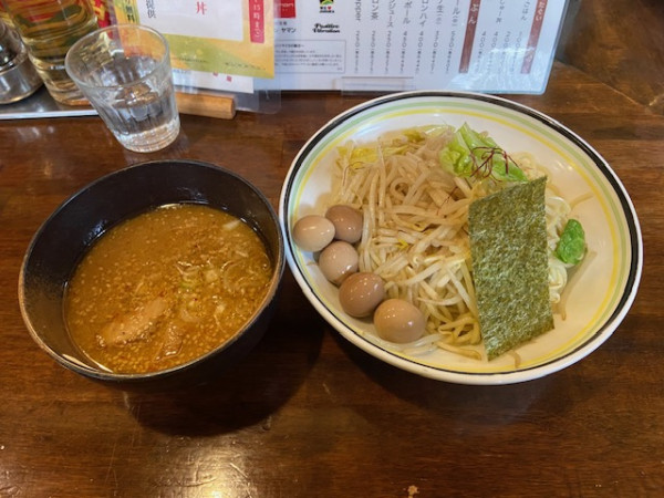 「味噌つけめん（中盛）＋にんにく＋うずら味玉」@ラハメン ヤマンの写真