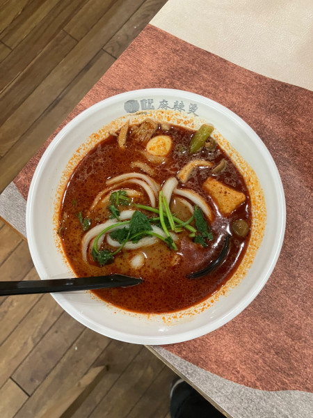 「麻辣湯+ササミの串揚げ」@阿松麻辣湯 炸串の写真