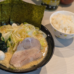 横浜らーめん 満月 保土ヶ谷店の画像