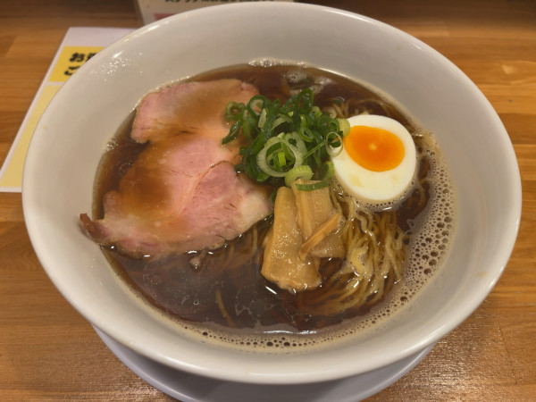 「和風だし醤油ラーメン」@和風だしラーメン 徳栄軒の写真
