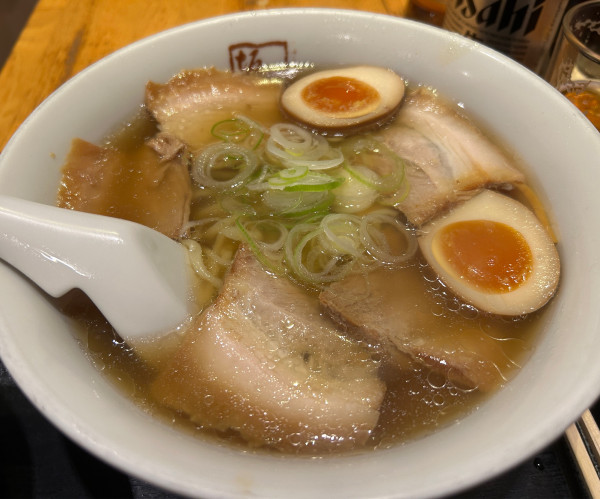 「味玉ラーメン」@喜多方ラーメン 坂内 歌舞伎町店の写真