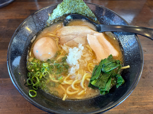 「味玉鶏白湯らーめん　1,100円」@六代目 麺処「まるは」極 西船橋店の写真