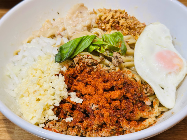 「ガパオまぜそば 500g 1,400円」@豚仙人  戸塚店の写真