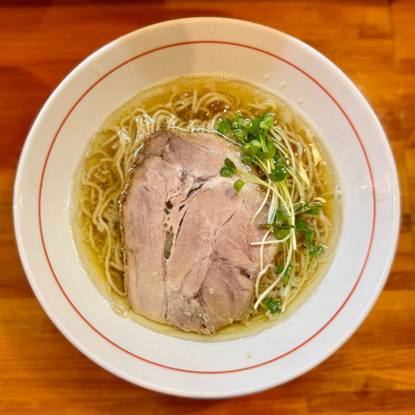 「淡麗煮干RAMEN あっさり（880円）」@RAMEN LOVE and PEACEの写真