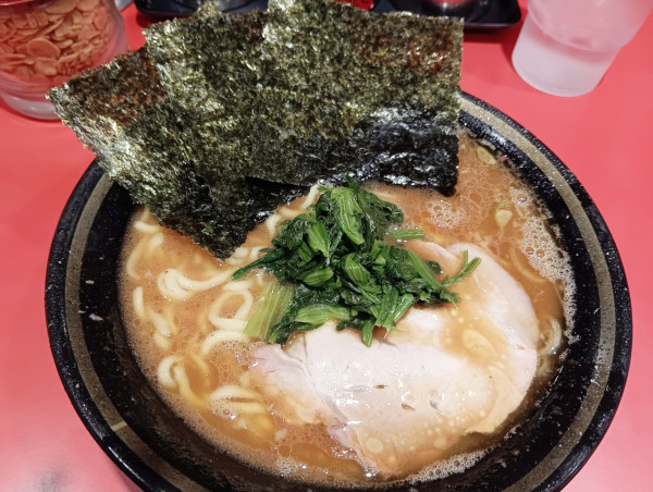 「ラーメン小¥900＋ライス小¥100」@環2家 蒲田店の写真