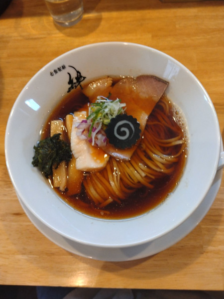 「中華そば節の醤油」@自家製麺 絆の写真