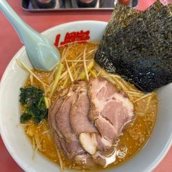 特製味噌ネギチャーシュー麺