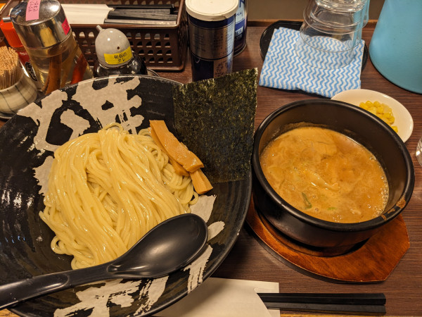 「味噌バターつけ麺(大盛り)」@温泉つけ麺 維新 熱海本店の写真