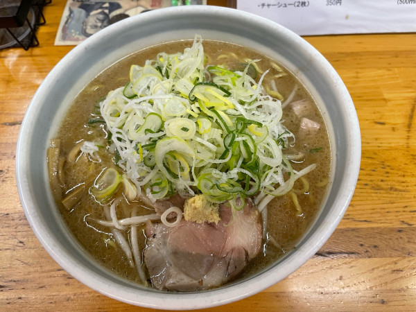 「味噌ラーメン¥950ネギ¥200」@らーめん いおりの写真